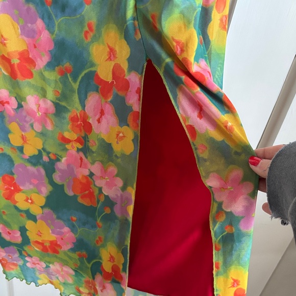 Urban Outfitters Floral Midi Skirt - Picture 2 of 3